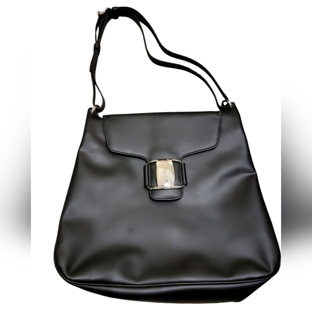 VTG Authenticated Salvatore Ferragamo shoulder bag leather black silver metal